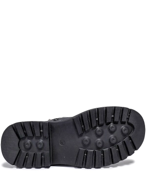 M25 / Ботинки