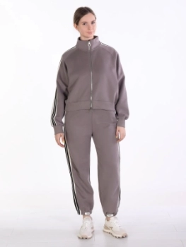 Айли / Спортивный костюм