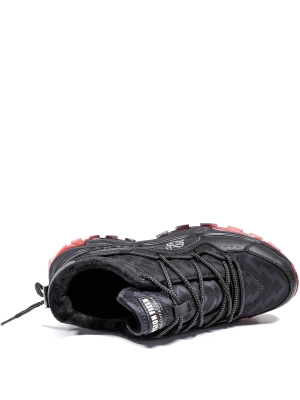 Тофа / Кроссовки