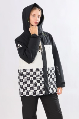 (051038189336slyikoae1701820800-5.jpg)