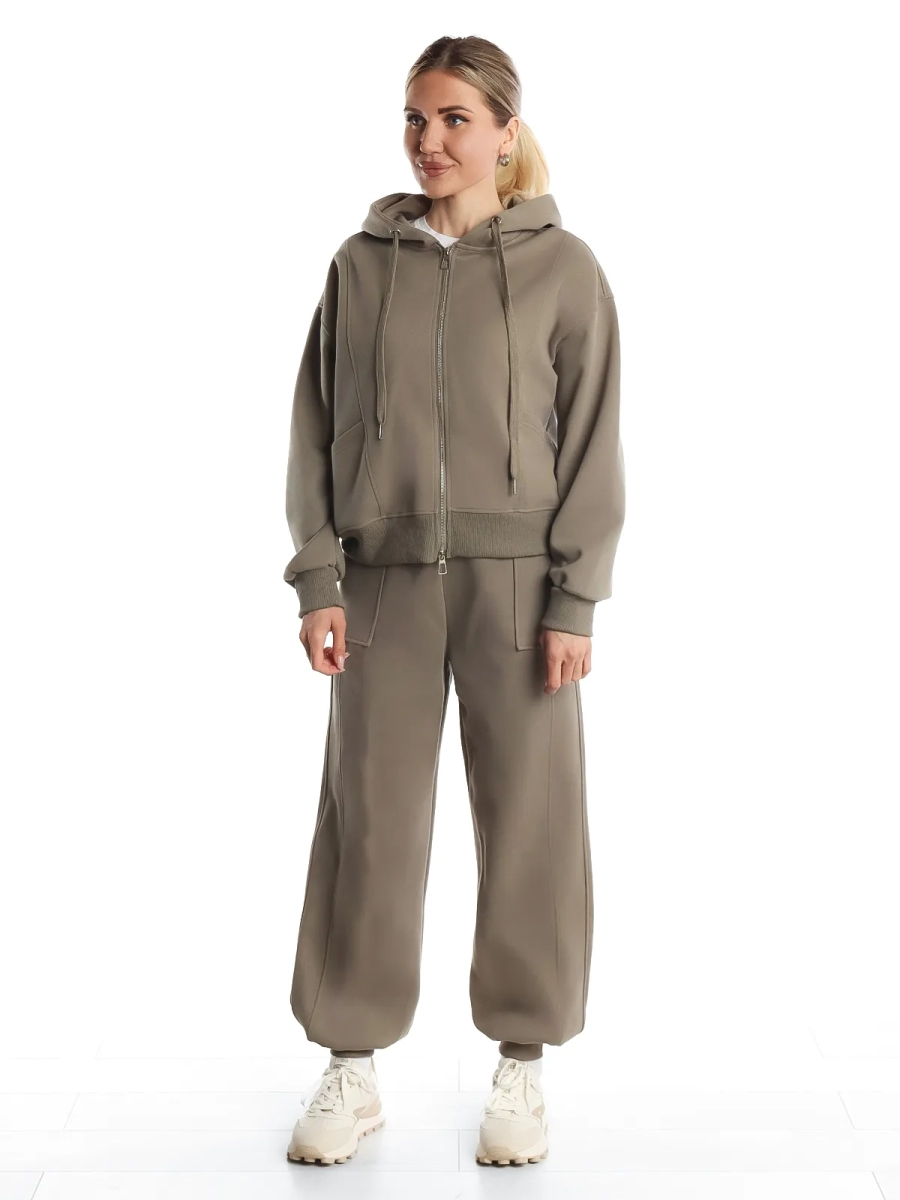 Айли / Спортивный костюм