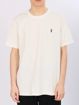 (031362181889ahultbpu1721260800-15.jpg)