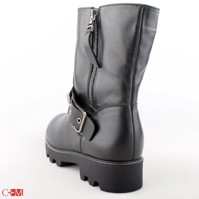 Laura Valorosa / Ботинки