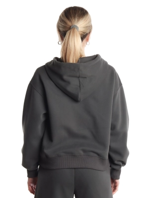 (051644331907cwnwrovi1747821836-17.jpg)