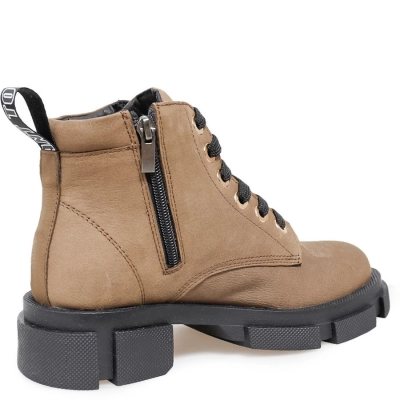 Fly Step / Ботинки