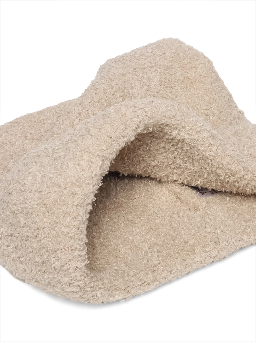 YSG / Шапка женская