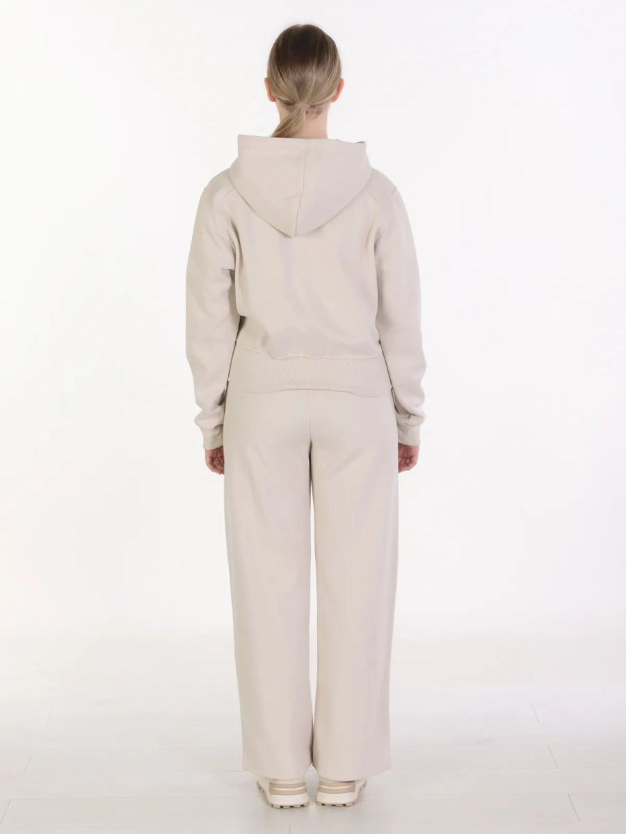 Айли / Спортивный костюм