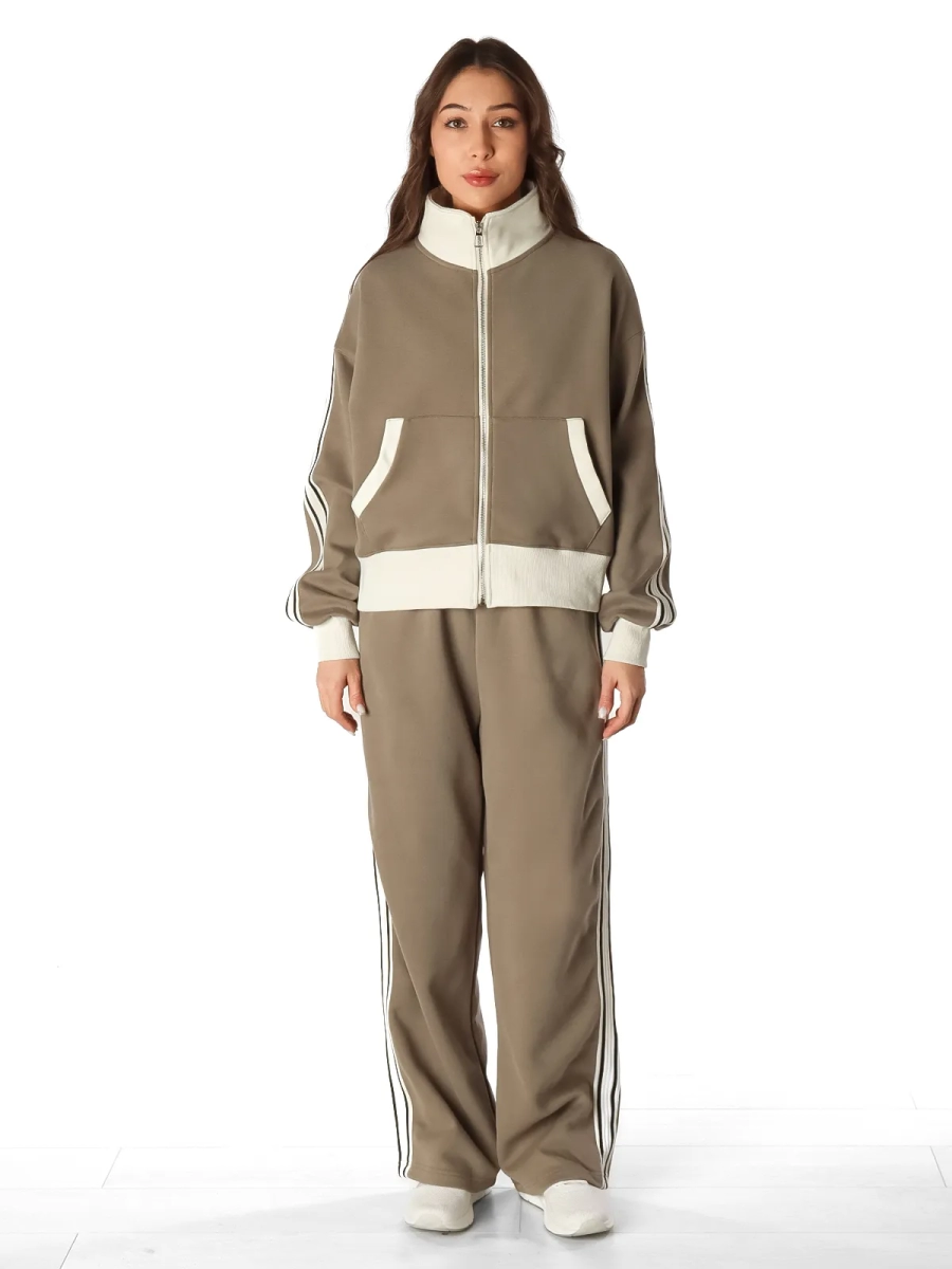 Айли / Спортивный костюм