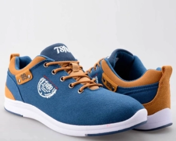 Тофа / Кроссовки