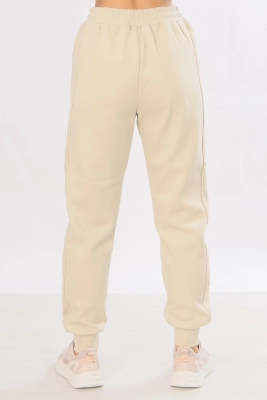 (031201582216bqfmsvrg1701993600-47.jpg)