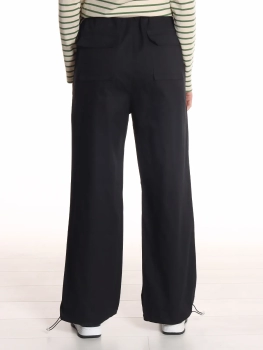 (041193789628avygdxtn1743359161-32.jpg)