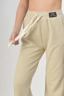 041798641548fqyyidtu1694476800-46