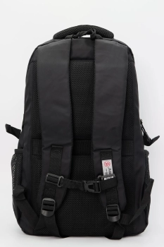 041381979487vgambblk1695340800-50