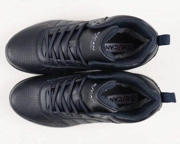 Escan / Кроссовки