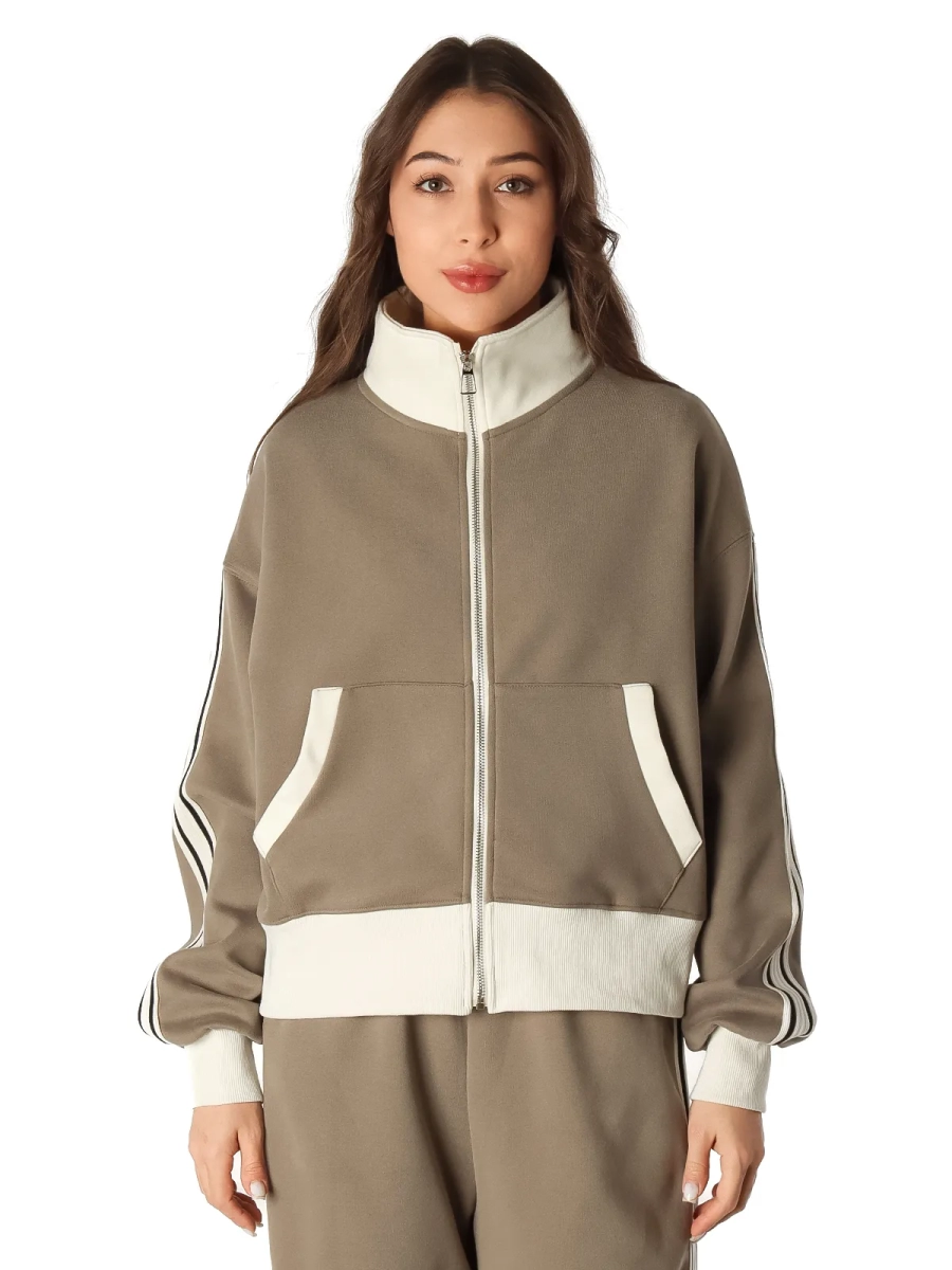 Айли / Спортивный костюм