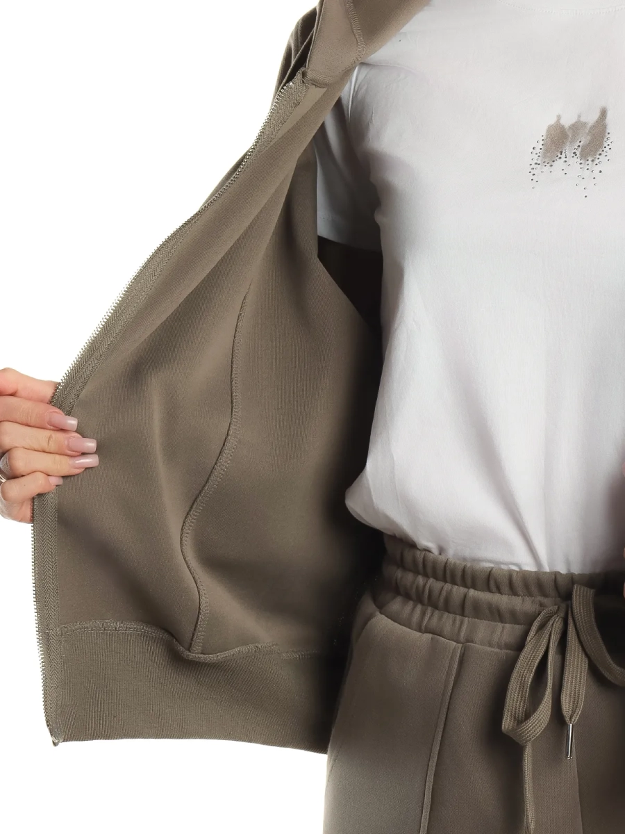 Айли / Спортивный костюм