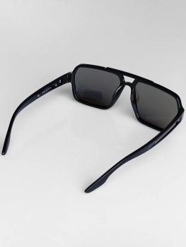 Naulice / Очки солнцезащитные