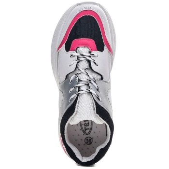 Trien / Кроссовки