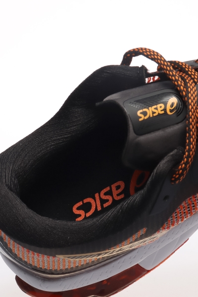 Asics / Кроссовки GEL-KINSEI Blast LE 1011B332-800
