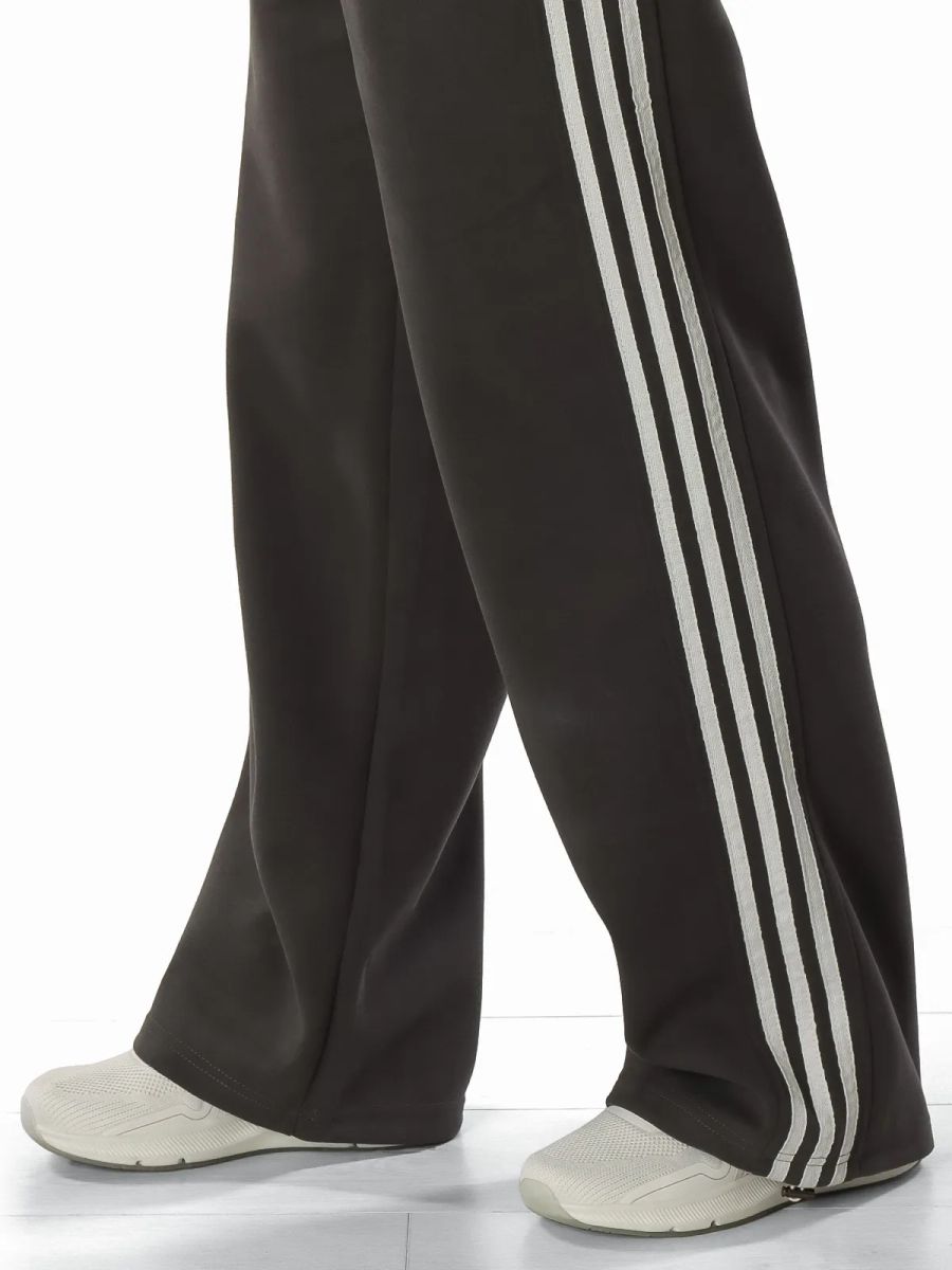 Айли / Спортивный костюм Айли / Спортивный костюм