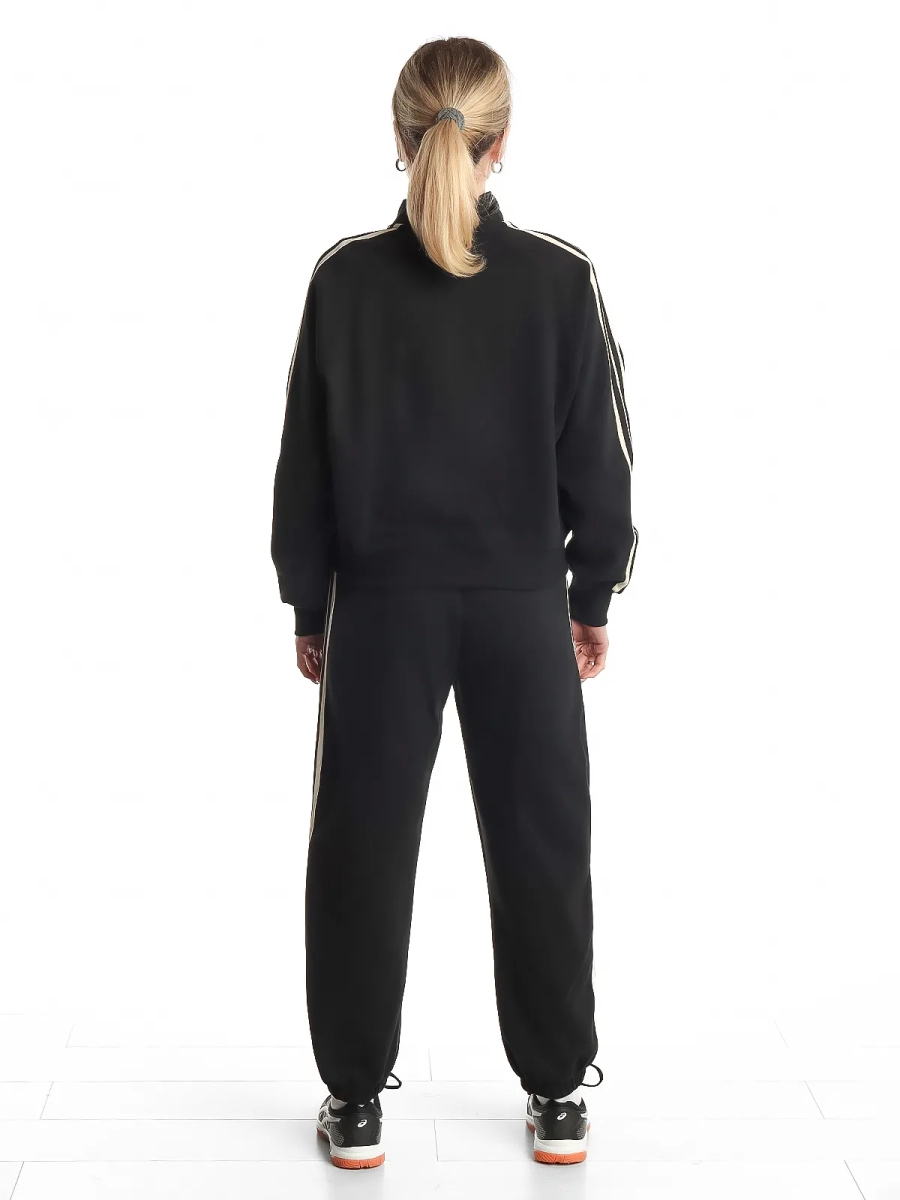 Айли / Спортивный костюм