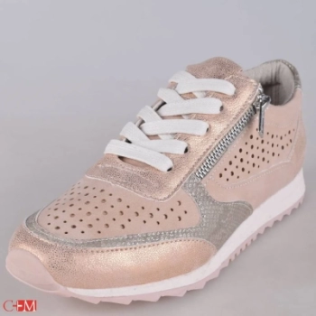 Spur / Кроссовки