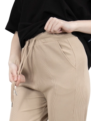 041950221221dtaadusy1686009600