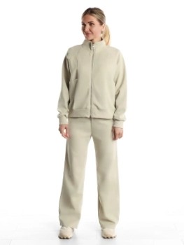 Айли / Спортивный костюм