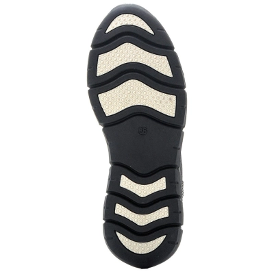 Escan / Кроссовки