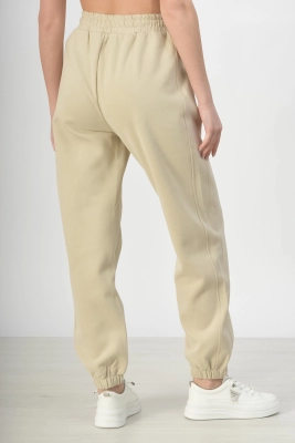 040603243778iyfmjuqt1694476800-44