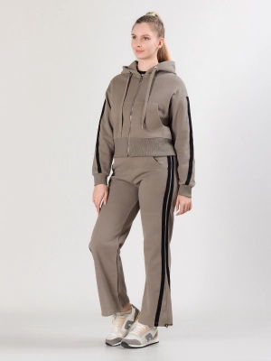 Айли / Костюм повседневный