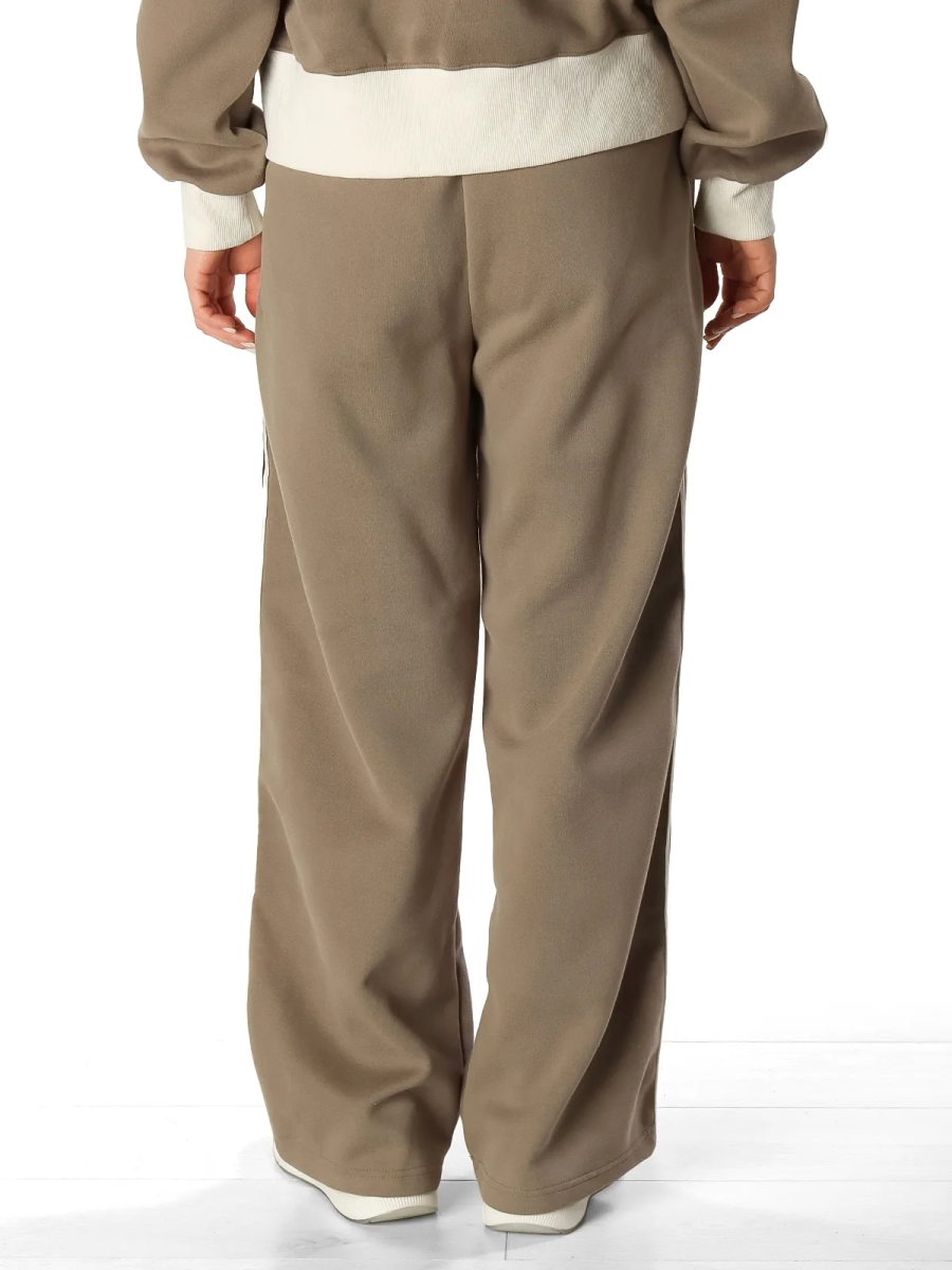 Айли / Спортивный костюм