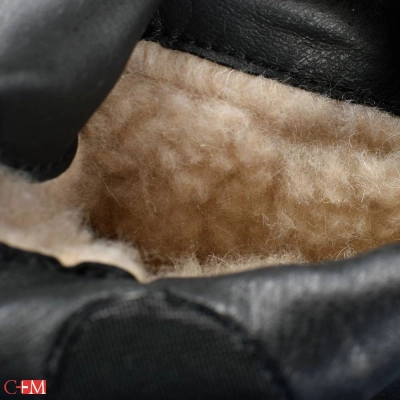 Laura Valorosa / Ботфорты