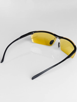 Naulice / Очки солнцезащитные