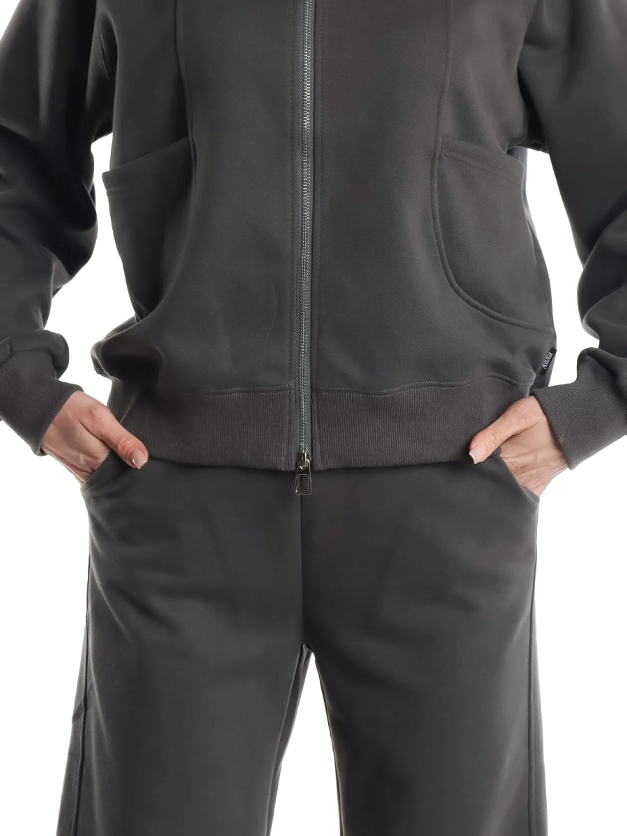 Айли / Спортивный костюм