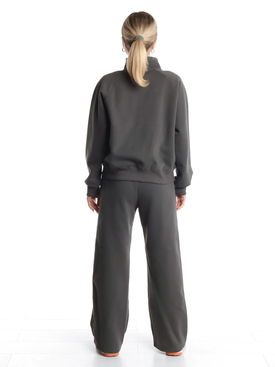 Айли / Спортивный костюм