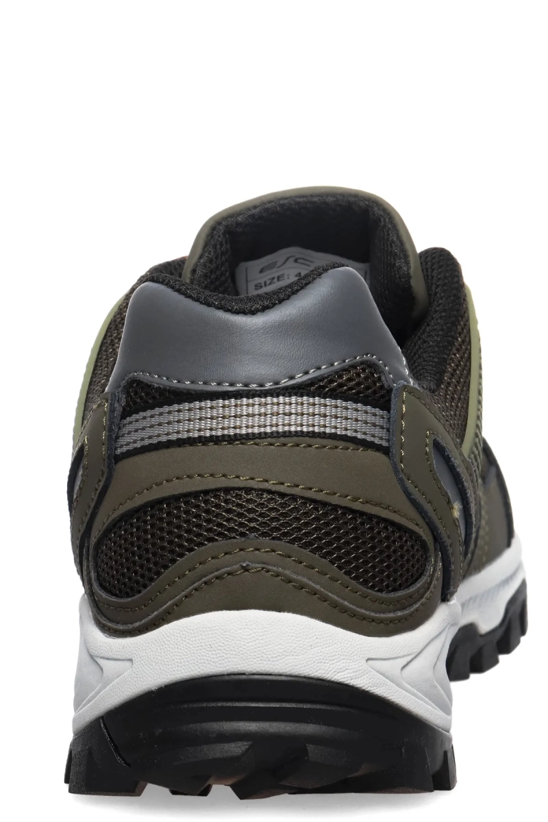 Escan / Кроссовки