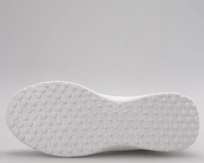 Escan / Кроссовки