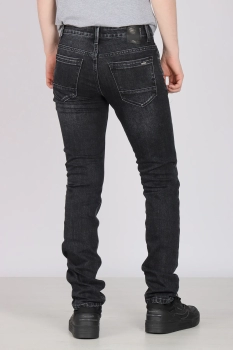 030914194102vdqvebmi1692662400-51