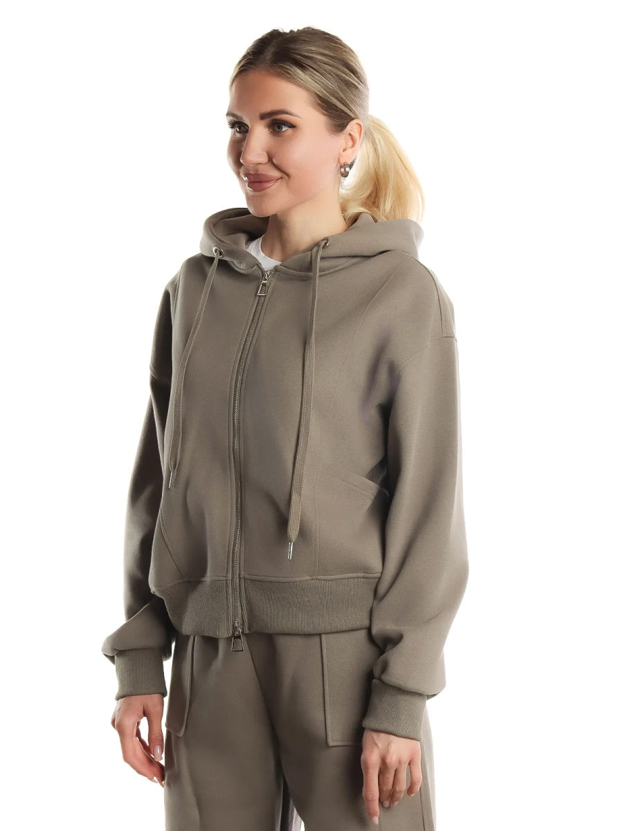 Айли / Спортивный костюм