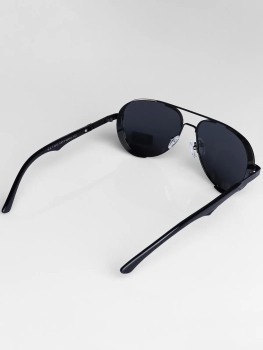 Naulice / Очки солнцезащитные