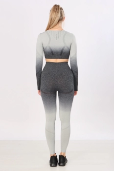 Naulice / Костюм спортивный, рашгард и леггинсы