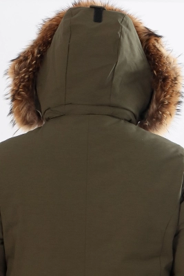 (050178707365ombkrwwn1698710400-10.jpg)