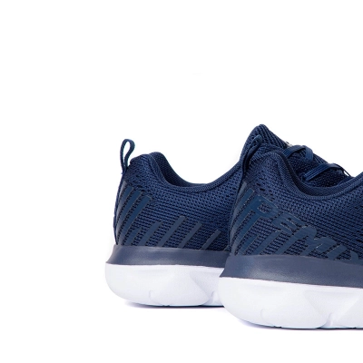 Demix / Кроссовки Magus M