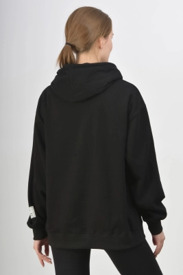 040528312035fempinbd1694476800-19