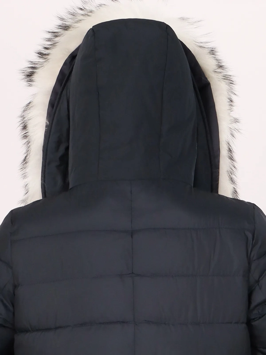 Chic and Charisma / Пальто