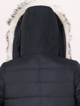 Chic and Charisma / Пальто