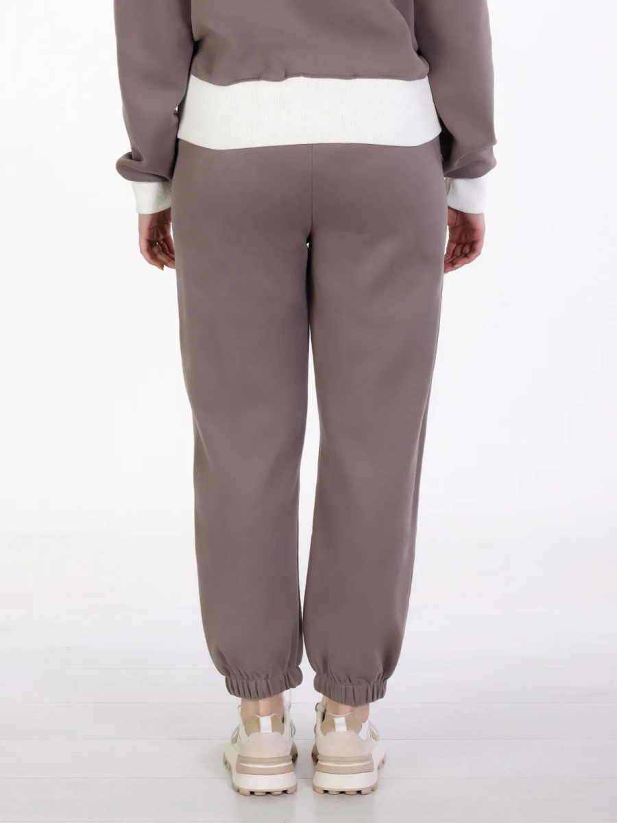 Айли / Спортивный костюм