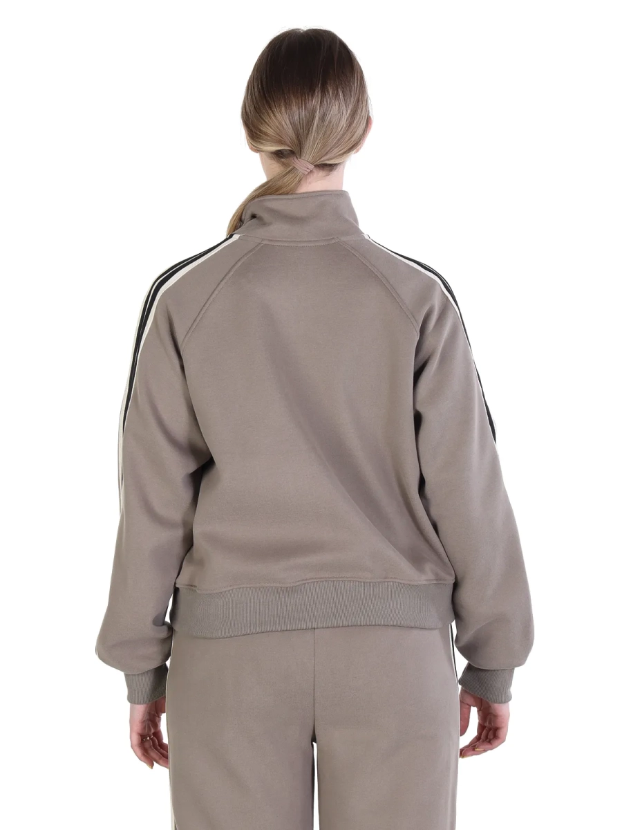 Айли / Спортивный костюм