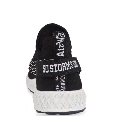 Trien / Кроссовки